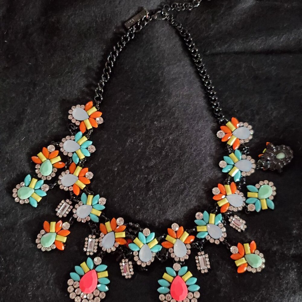 Oscar de la Renta Resin and Rhinestone Necklace Glass Bib Necklace